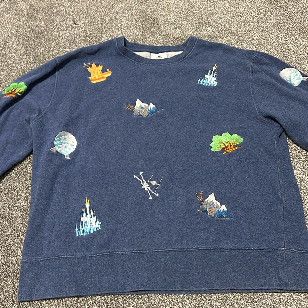 Disney Park crewneck